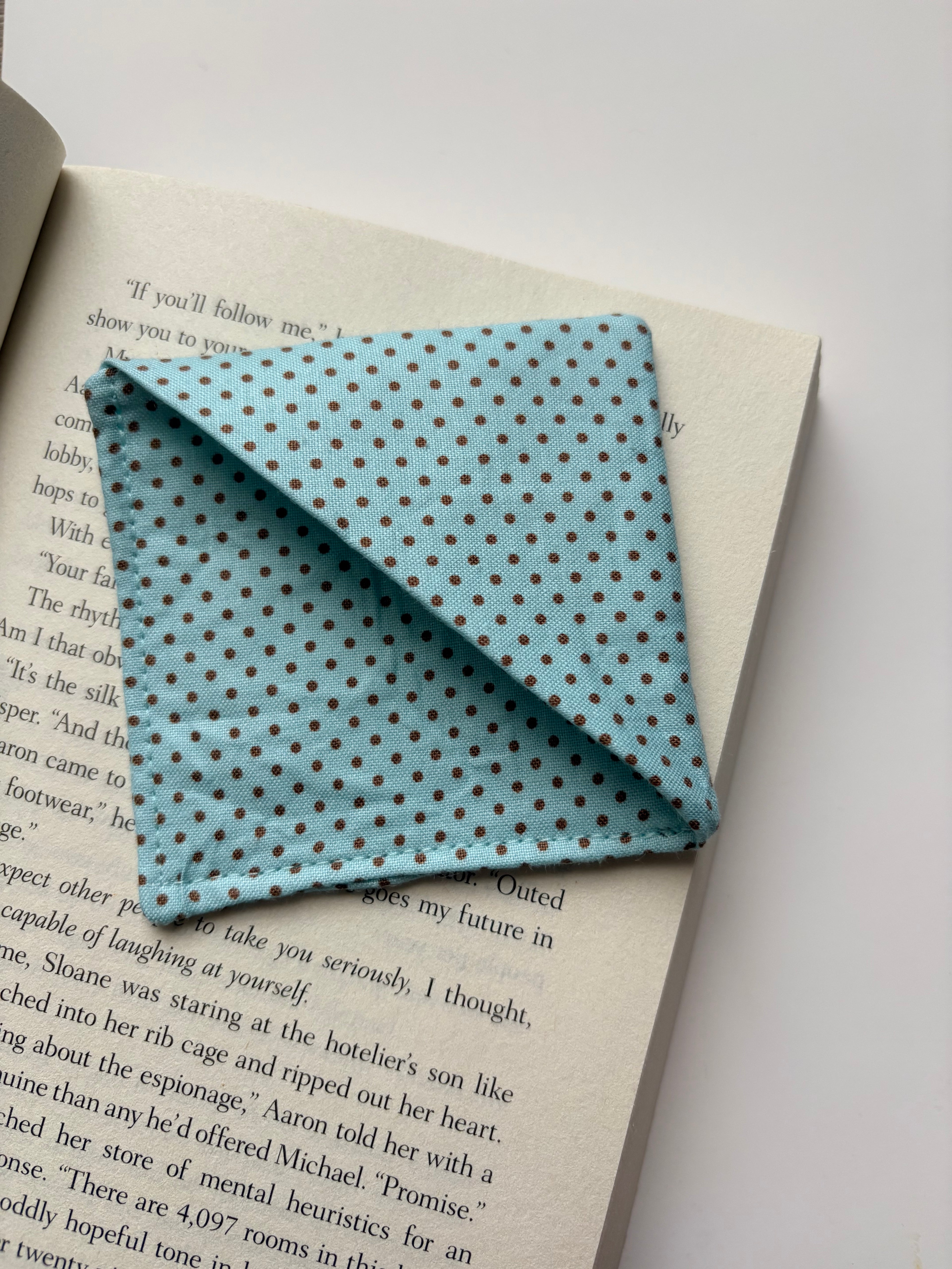 Tiffany Fabric Corner Bookmark