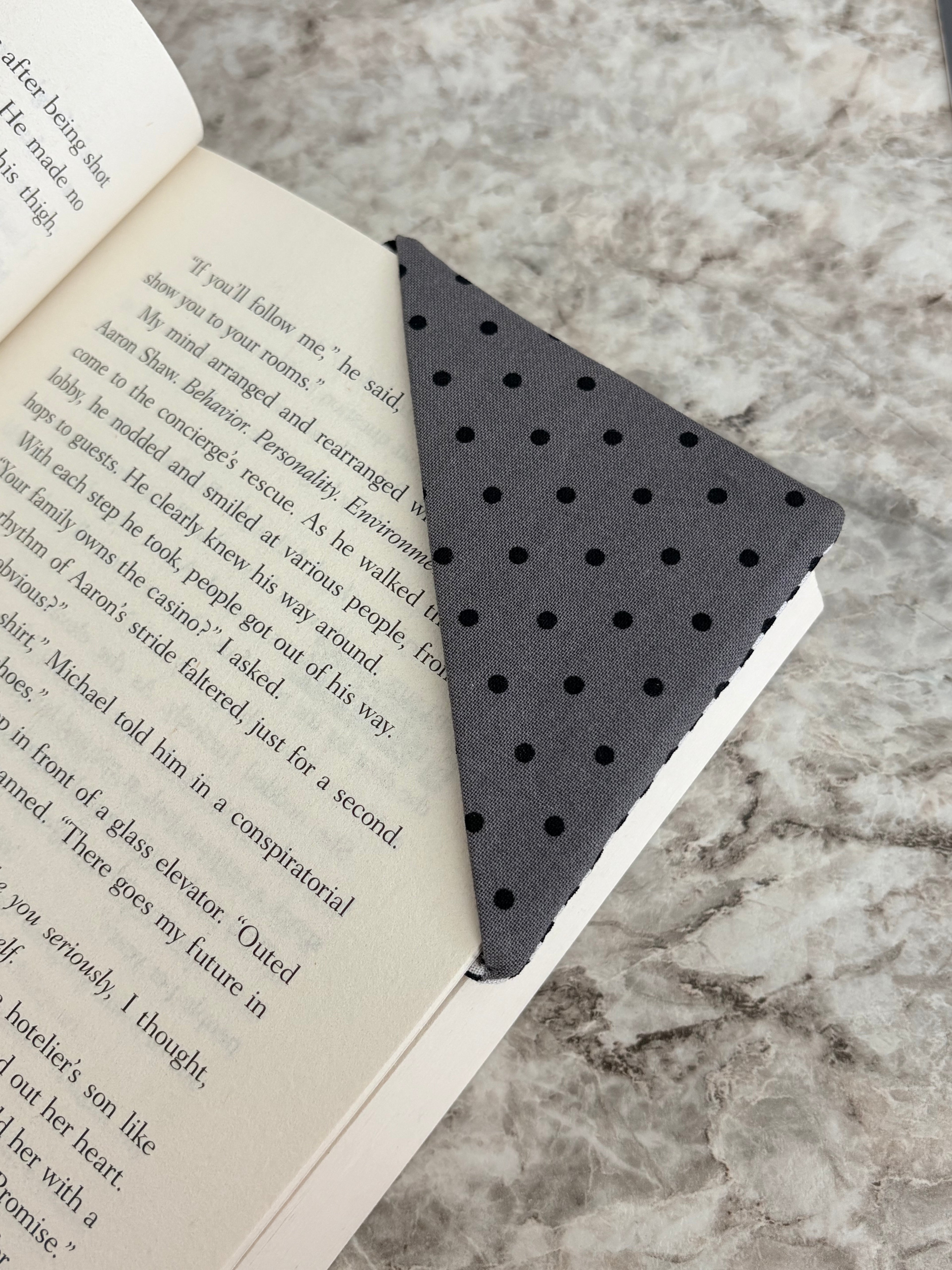 Dotty Fabric Corner Book Mark